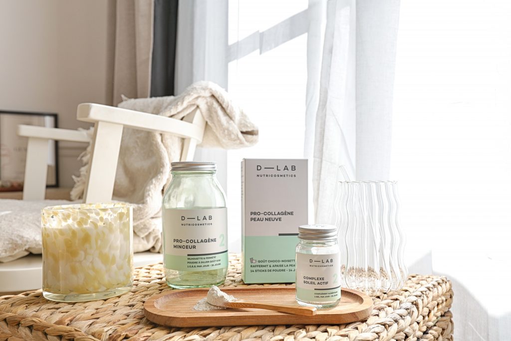 Produits beauté et soins du visage présentés dans l’espace facialiste à Paris 15